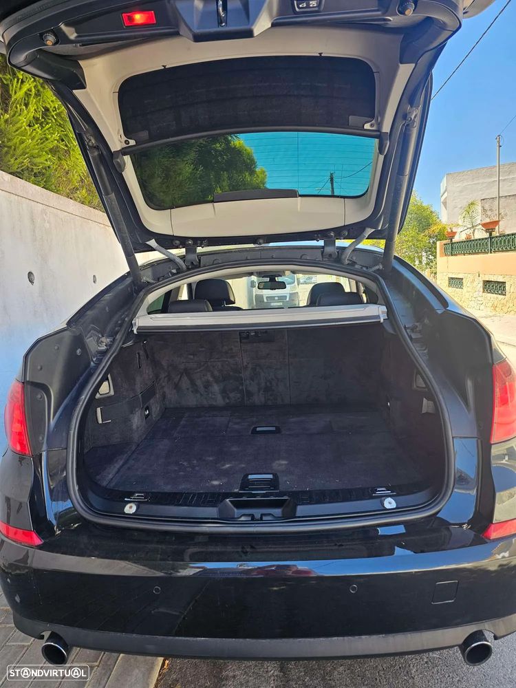 BMW 535 Gran Turismo - 22