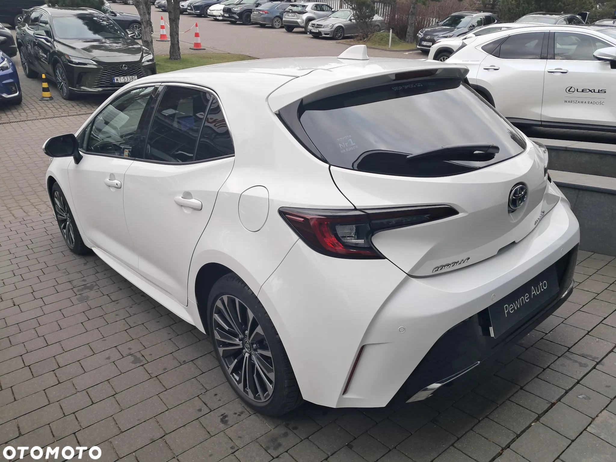 Toyota Corolla - 2