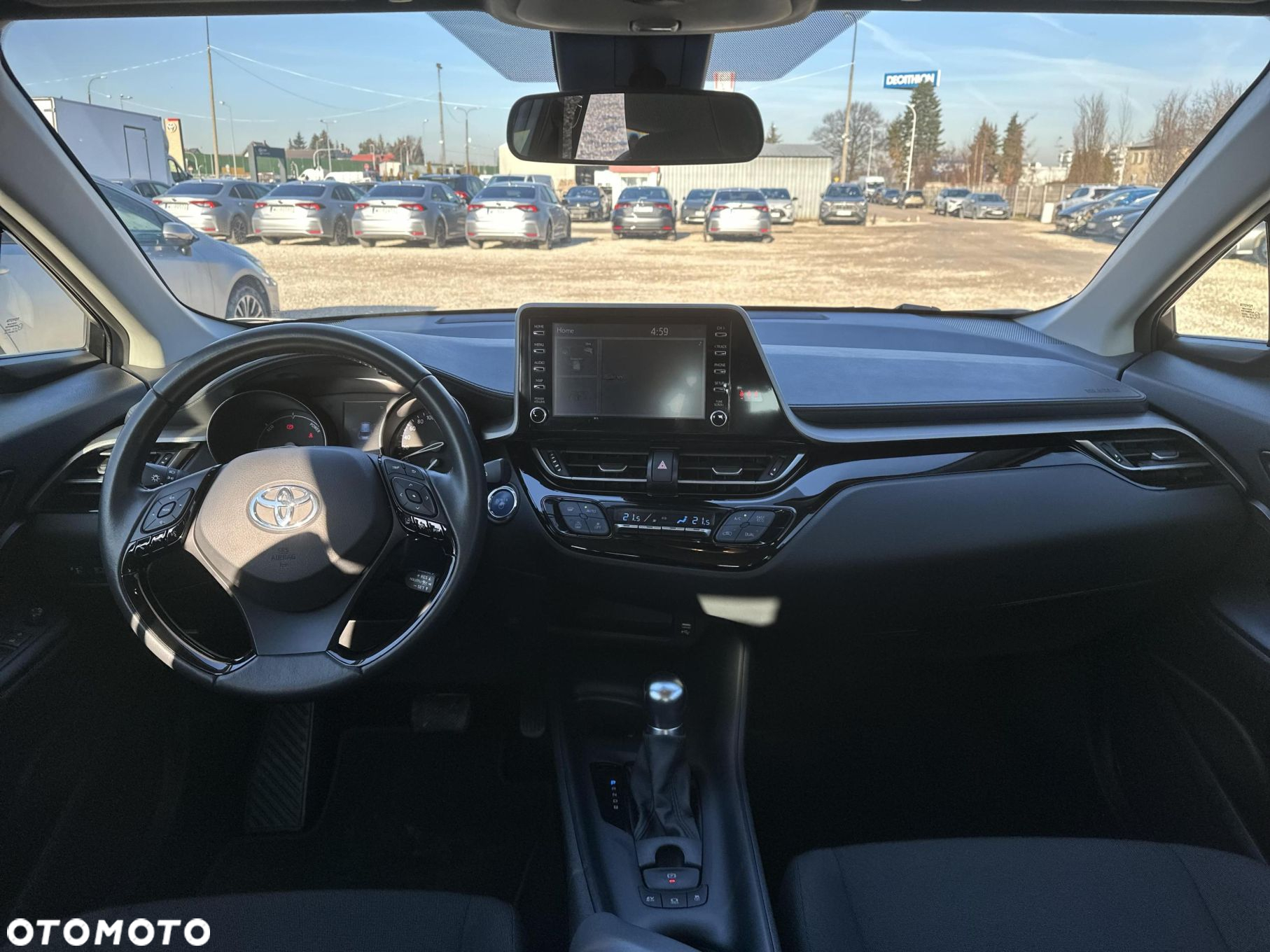 Toyota C-HR - 11