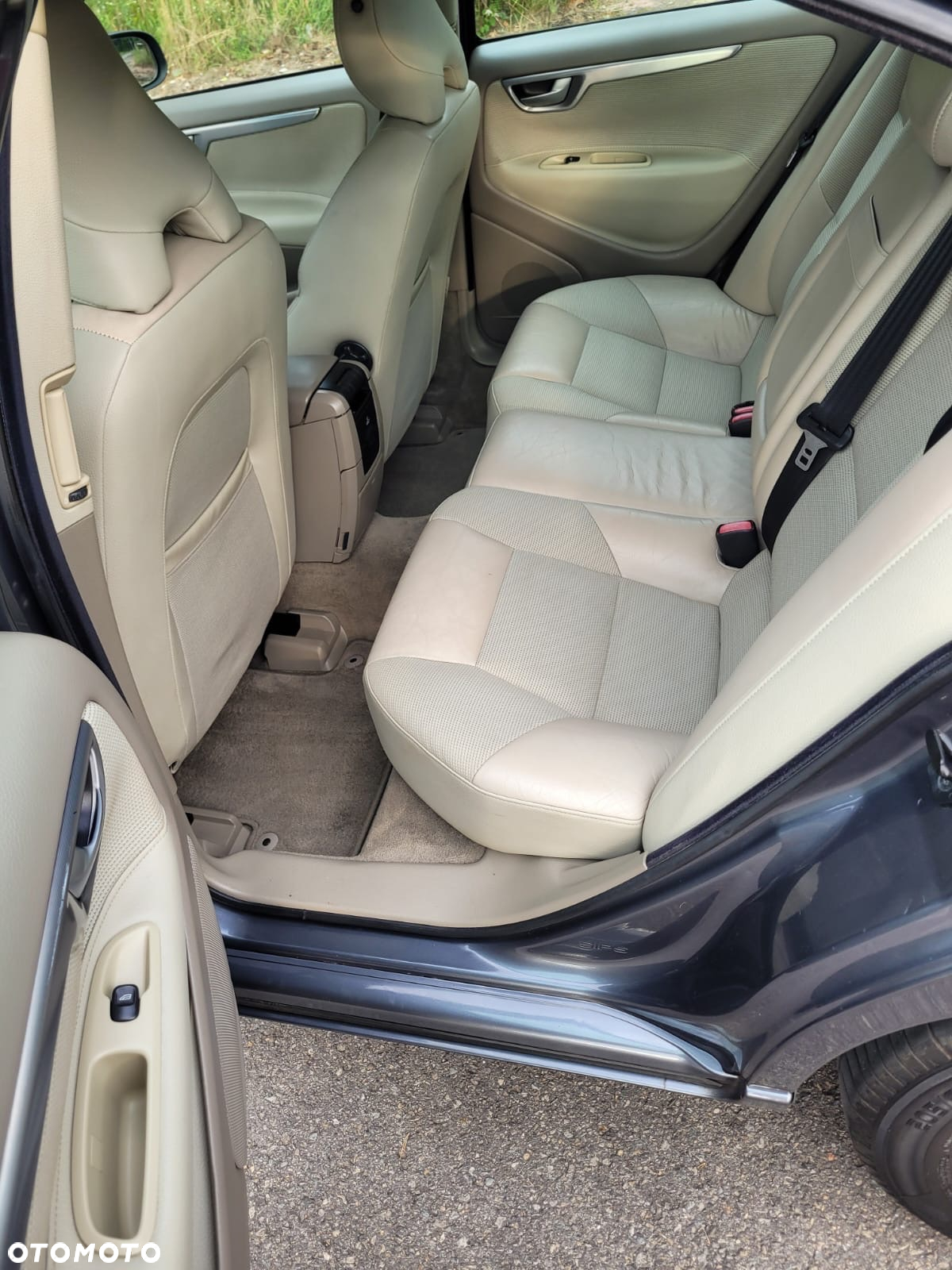 Volvo S60 2.4D Momentum - 18