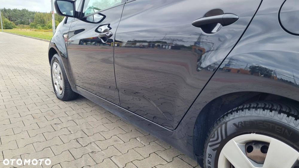 Kia Venga 1.4 CVVT Attract - 27