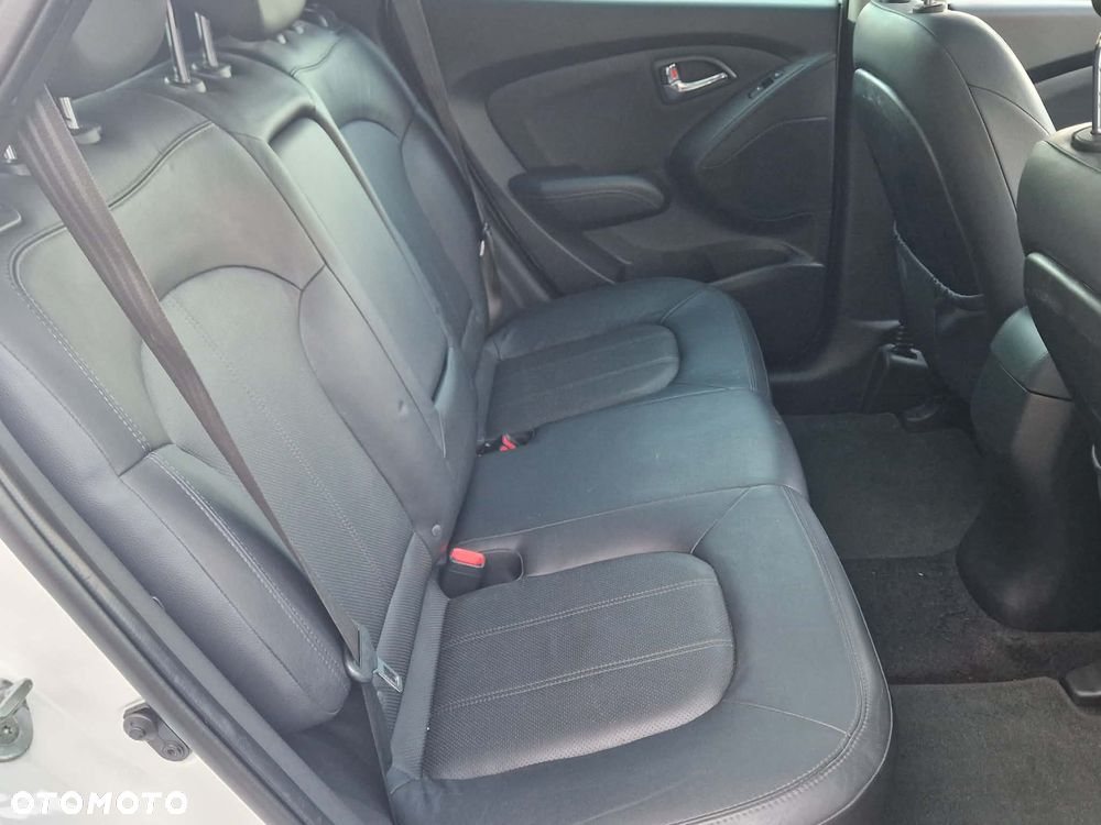 Hyundai ix35 2.0 CRDi 4WD Premium - 11