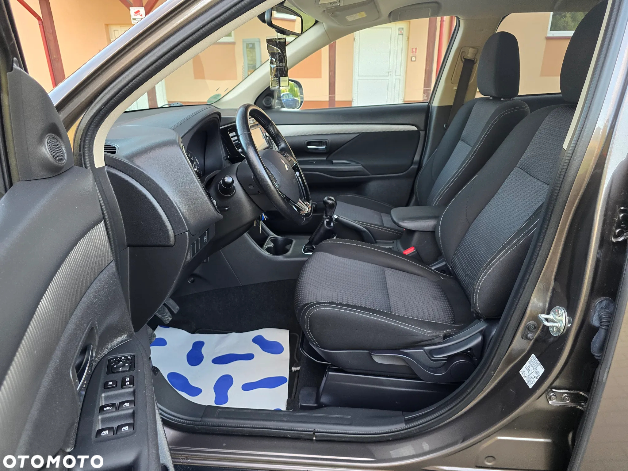 Mitsubishi Outlander 2.0 2WD Edition - 19