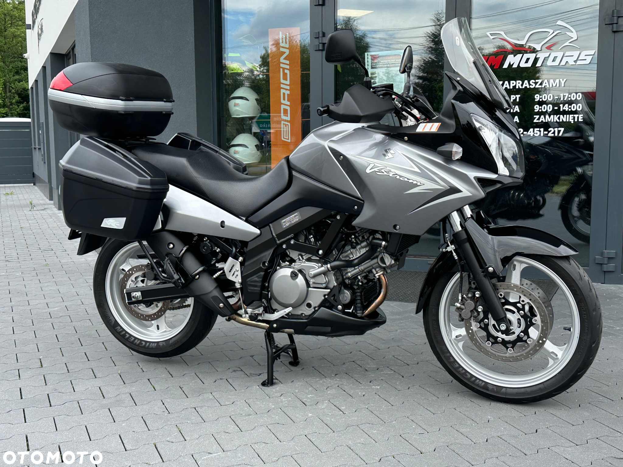 Suzuki V-STROM - 2
