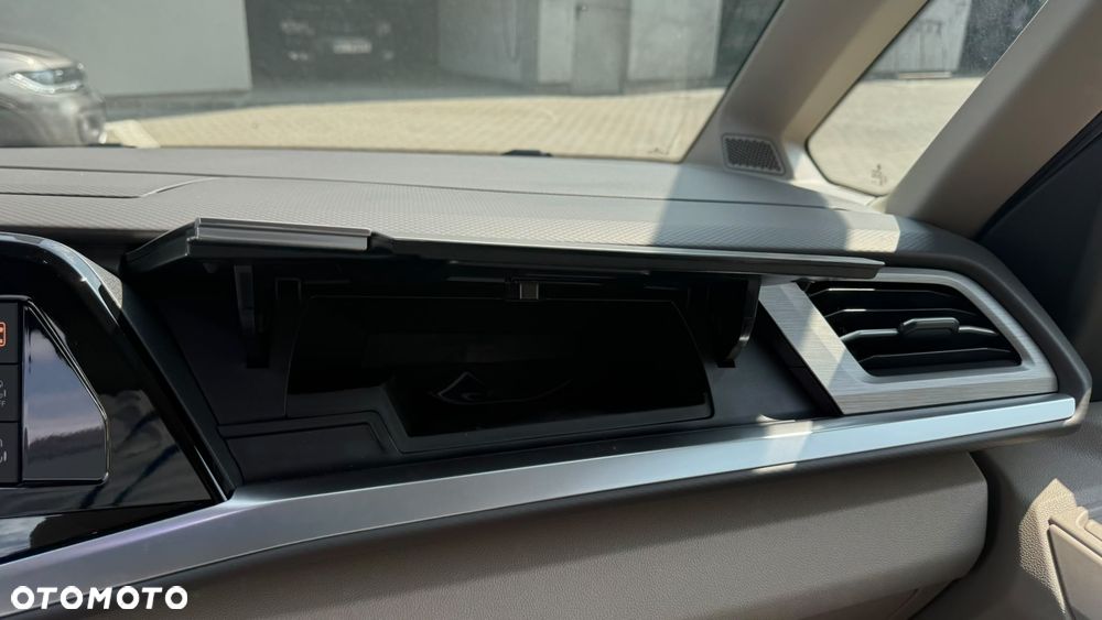 Volkswagen Multivan 2.0 TDI L2 Edition DSG - 35