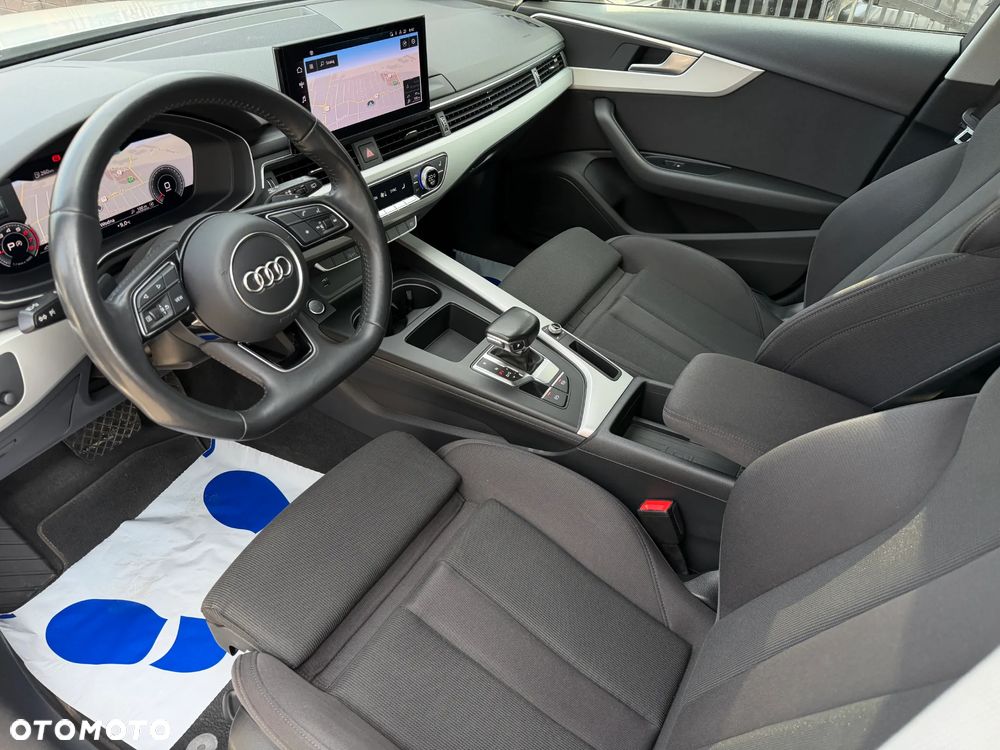 Audi A4 Avant 35 TFSI S tronic - 9
