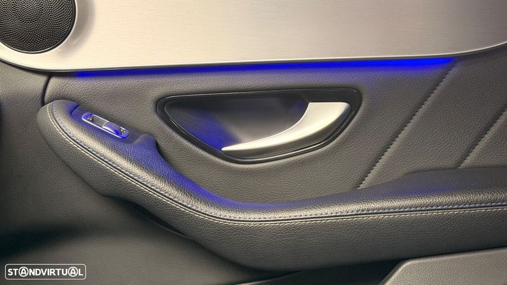 Mercedes-Benz C 300 de AMG Line - 53