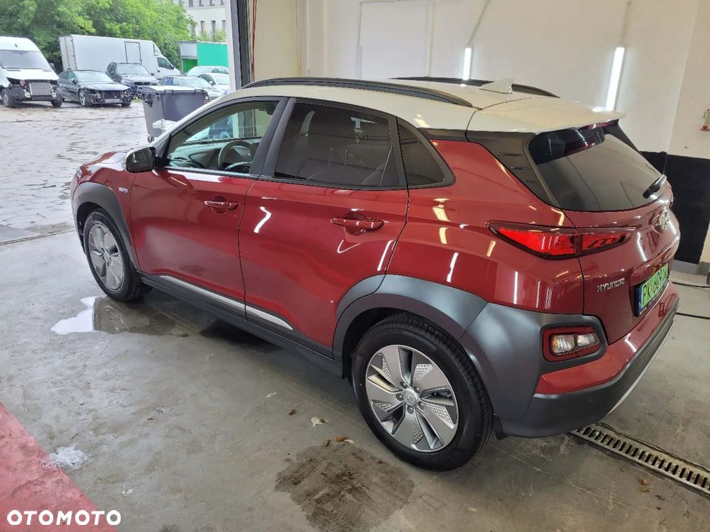Hyundai Kona Electric 64kWh Platinum - 3
