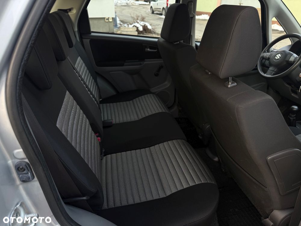 Suzuki SX4 1.6 VVT 4x4 Club - 5