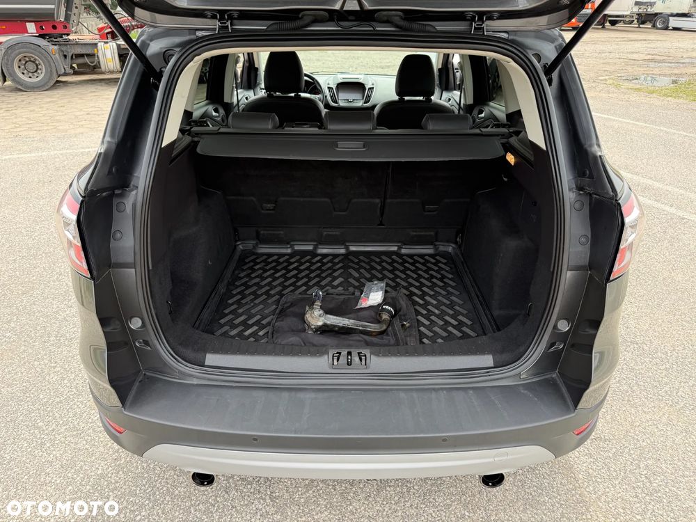 Ford Kuga 1.5 EcoBoost 2x4 Titanium - 7