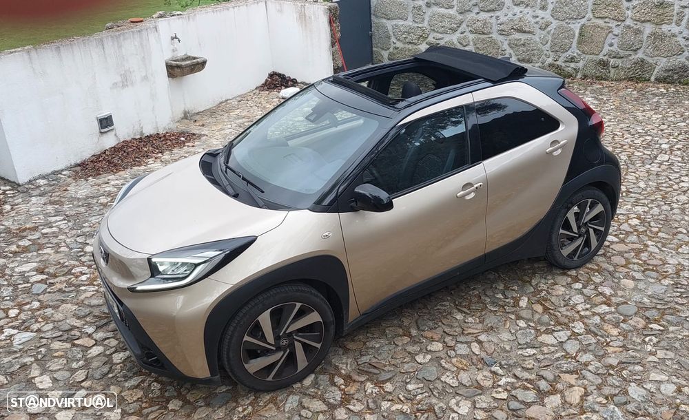 Toyota Aygo X 1.0 Envy - 1