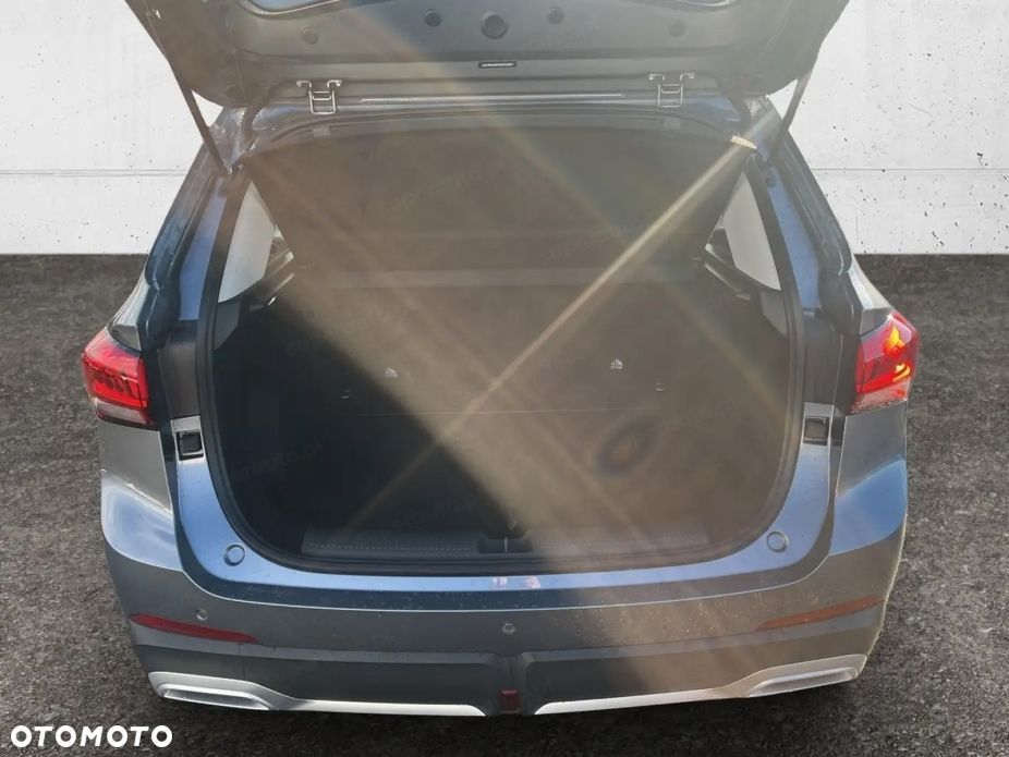 MG ZS - 10