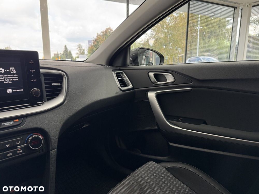 Kia Ceed 1.5 T-GDI M DCT - 26