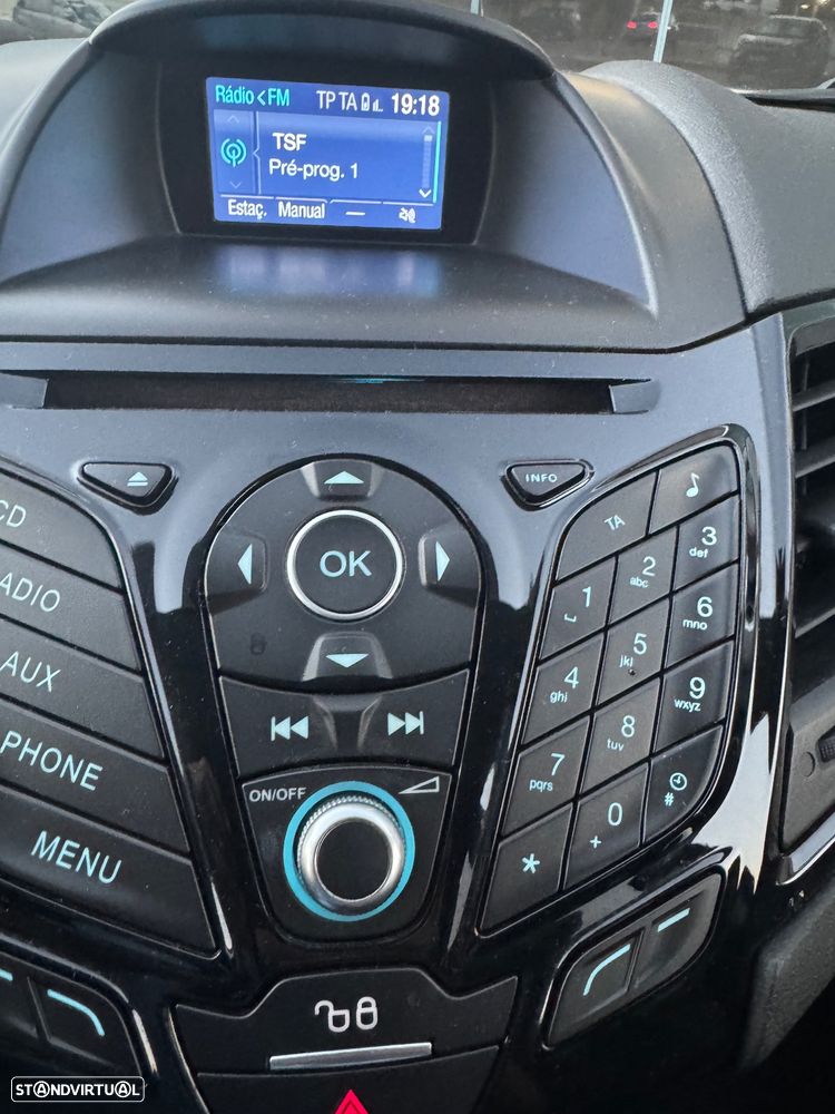 Ford Fiesta 1.5 TDCi Titanium - 15