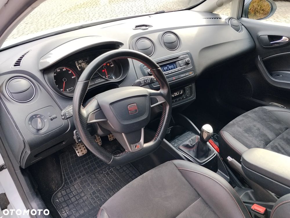 Seat Ibiza SC 1.2 TSI FR - 10