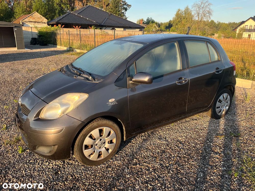 Toyota Yaris 1.0 VVT-i Cool - 11