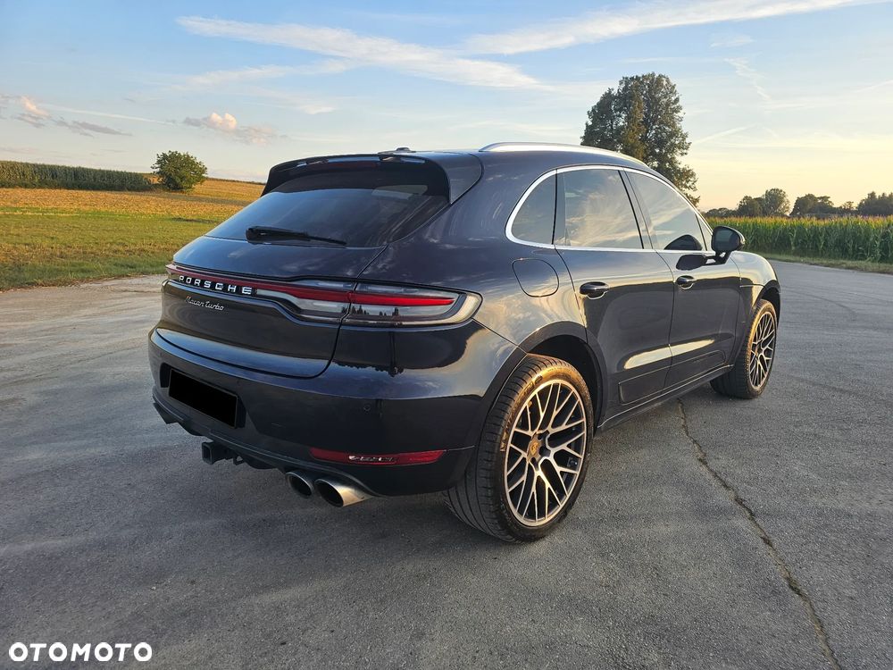 Porsche Macan Turbo - 7