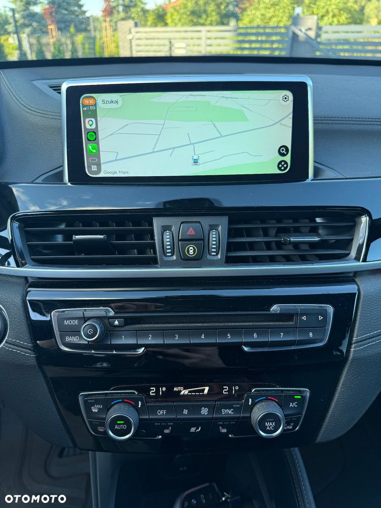 BMW X1 xDrive25i GPF xLine - 28