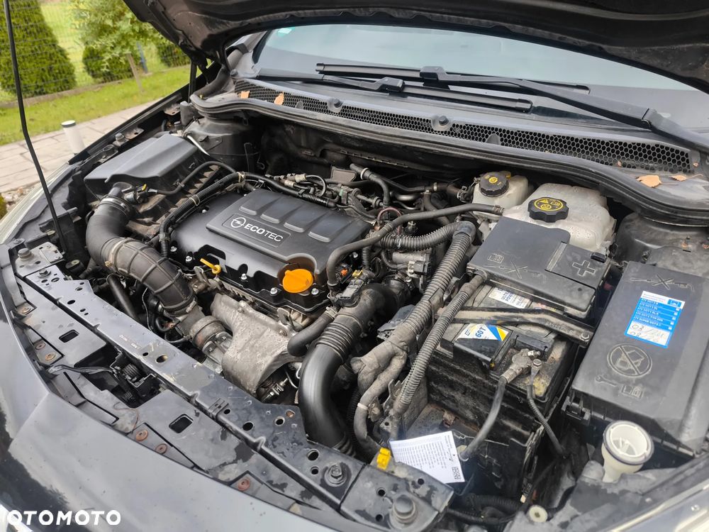 Opel Astra 1.4 Turbo 150 Jahre - 25