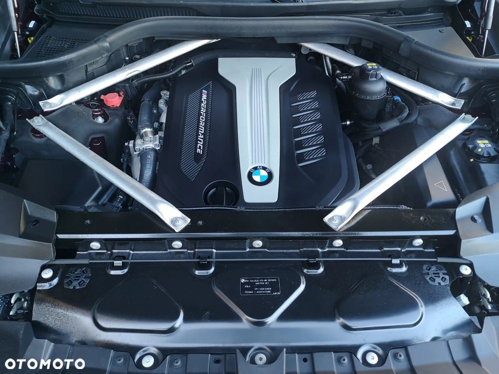 BMW X7 - 32