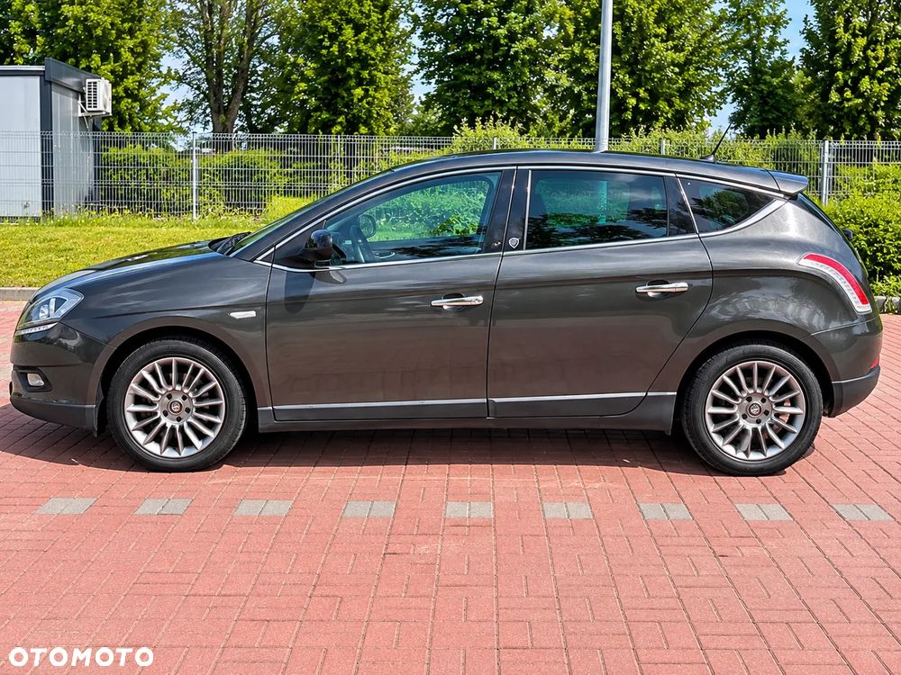 Lancia Delta 1.6 MultiJet 16v Oro - 3