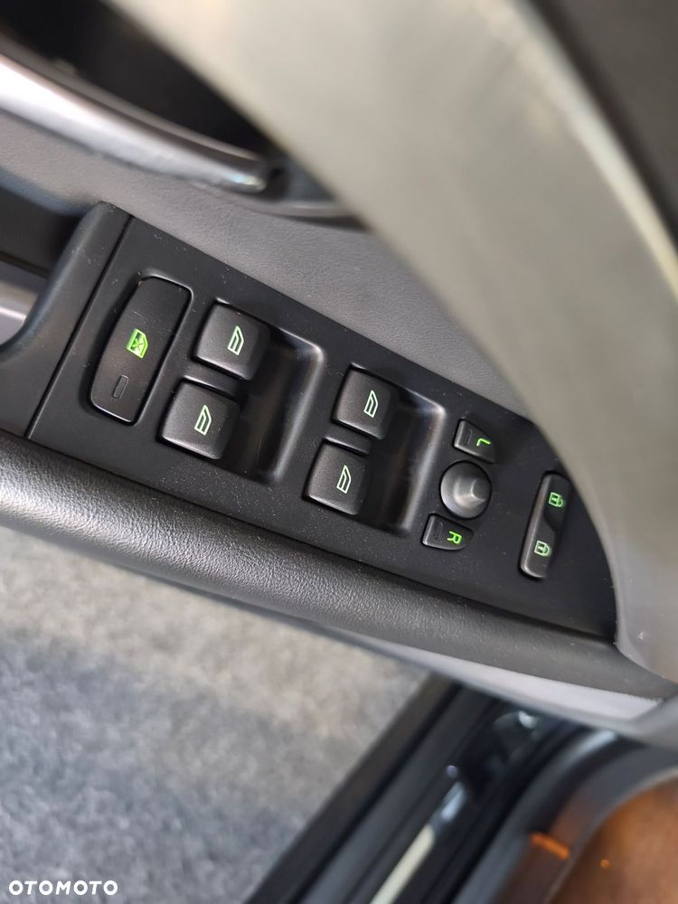 Volvo V70 D4 Geartronic Kinetic - 10