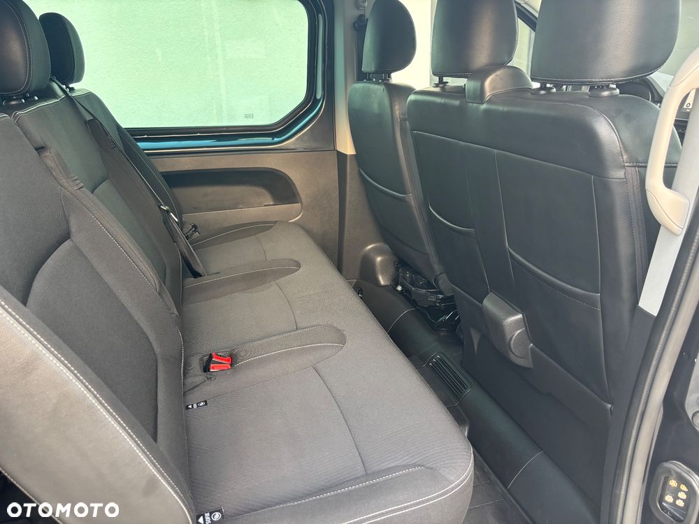 Renault Trafic - 32