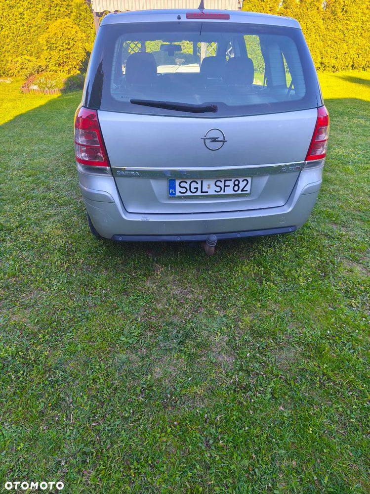 Opel Zafira - 4