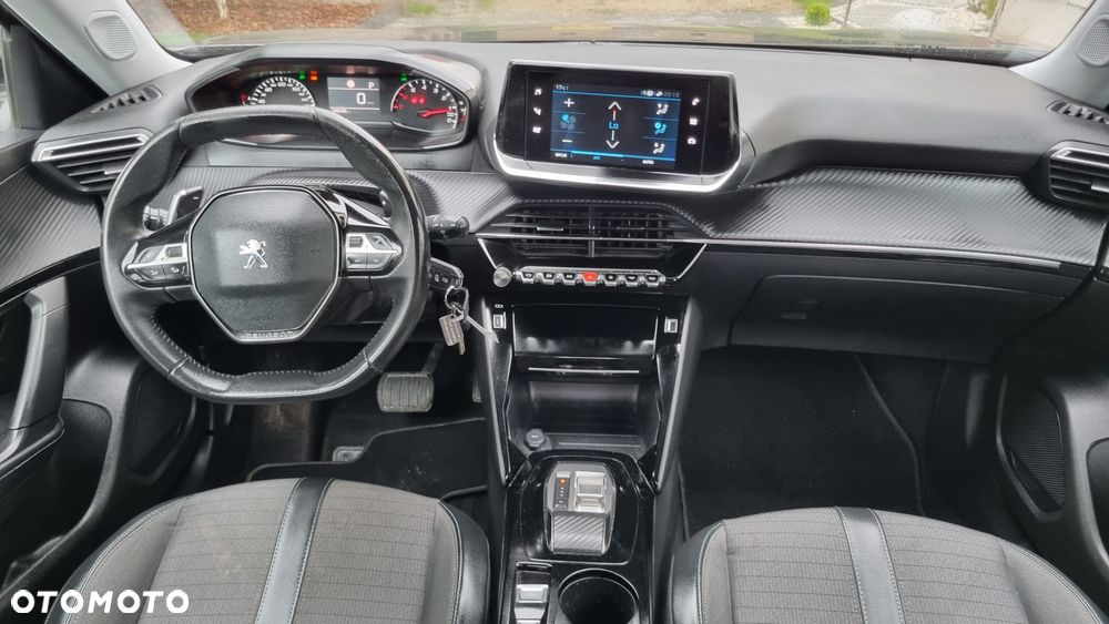 Peugeot 2008 BlueHDi 130 EAT8 Allure Pack - 11