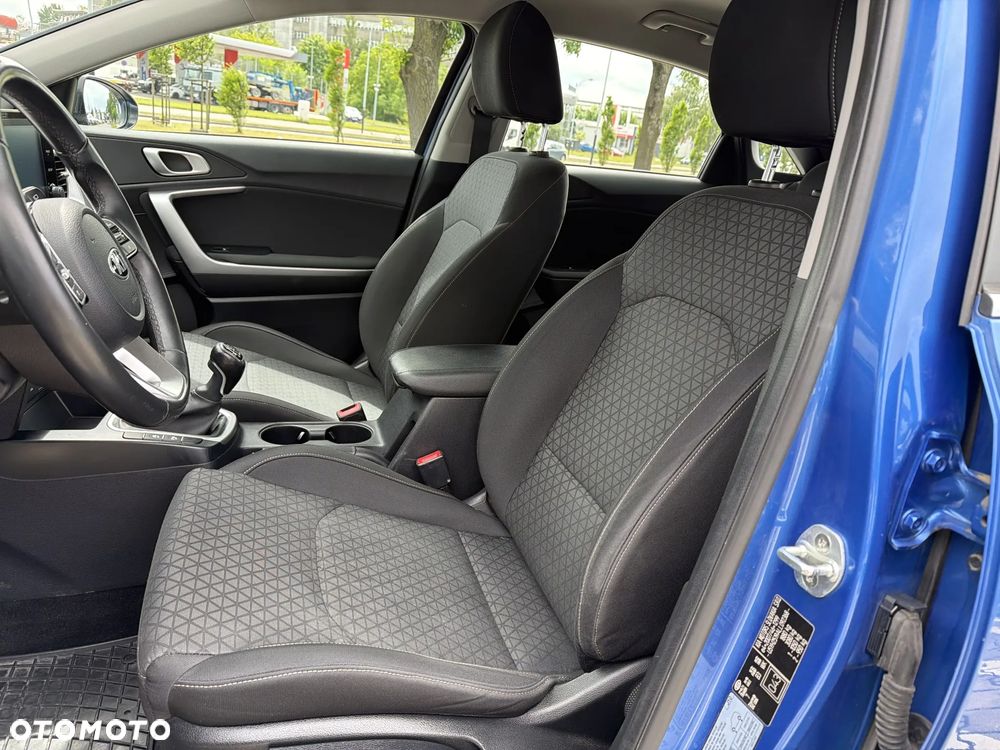 Kia Ceed 1.6 CRDi SCR L Business Line - 12