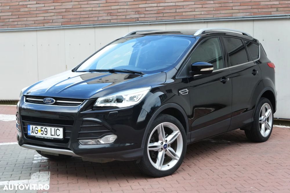 Ford Kuga 2.0 TDCi 4WD Powershift Titanium - 2