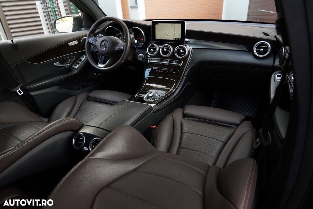 Mercedes-Benz GLC 220 d 4Matic 9G-TRONIC - 9