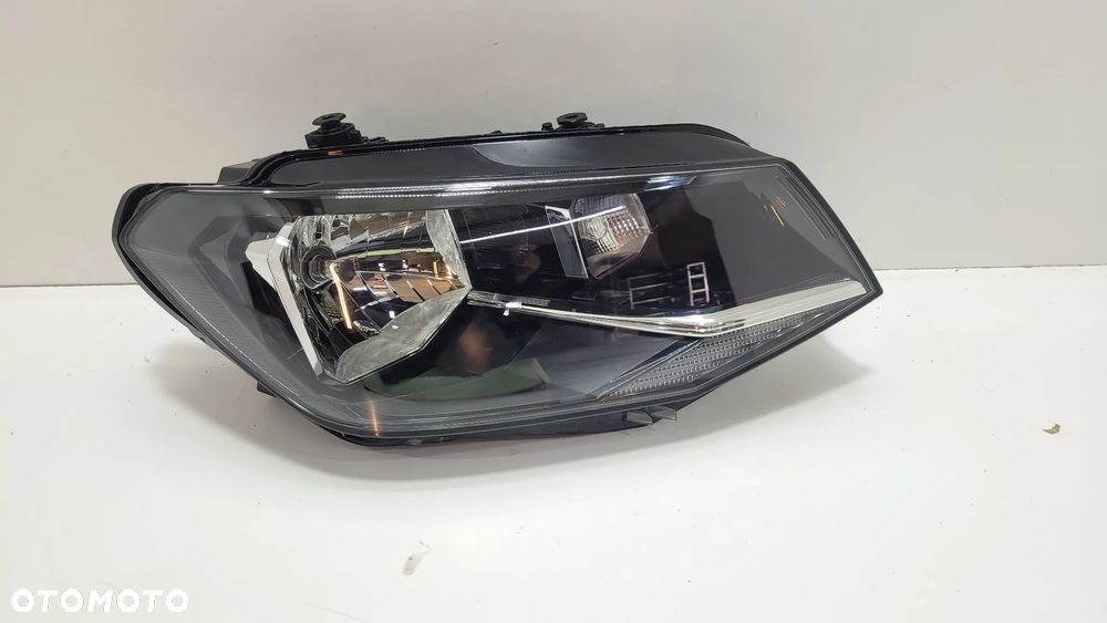 VW CADDY 4 IV 15- LAMPA PRZEDNIA PRZÓD PRAWA - 1