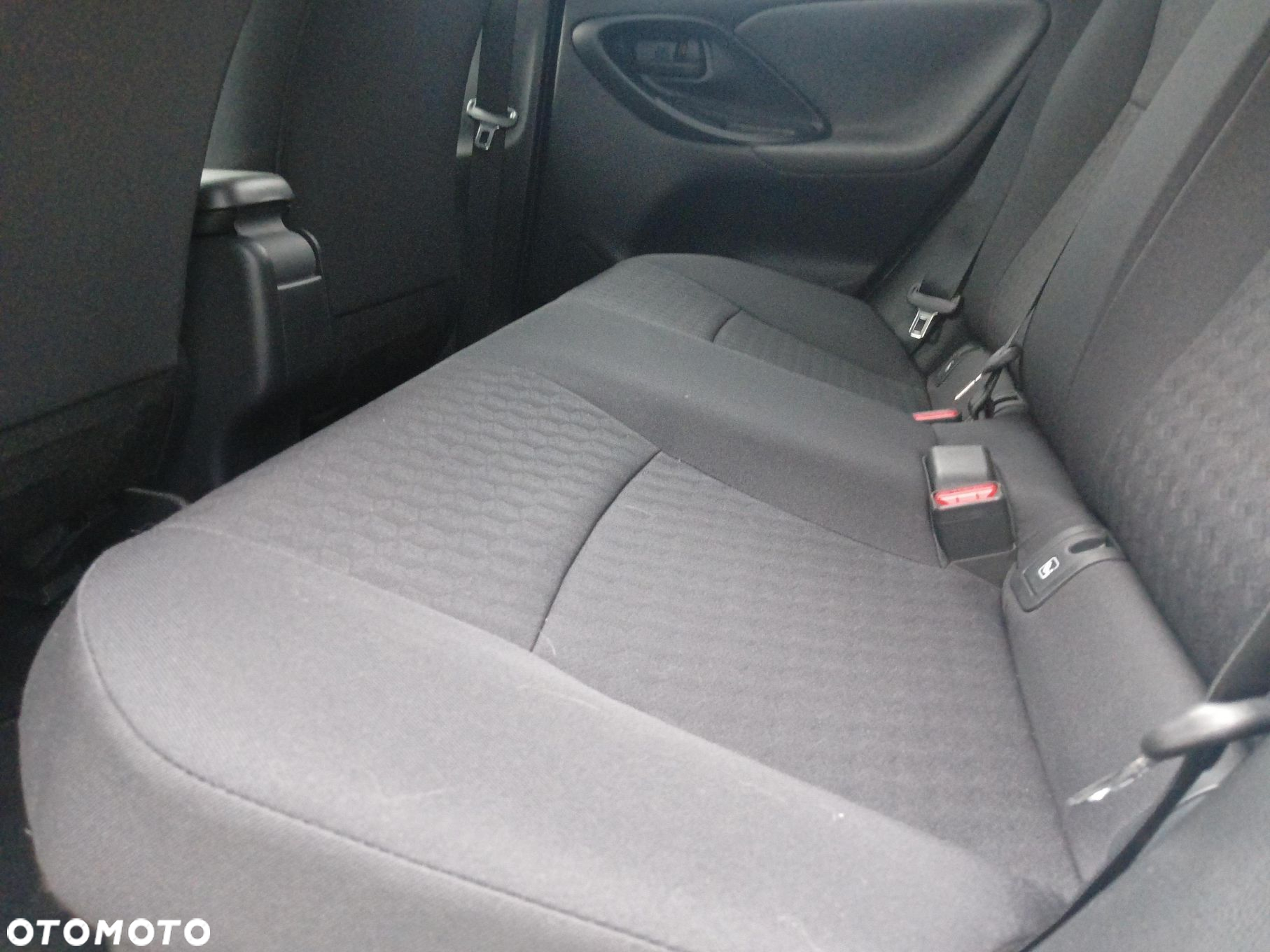 Toyota Yaris - 11
