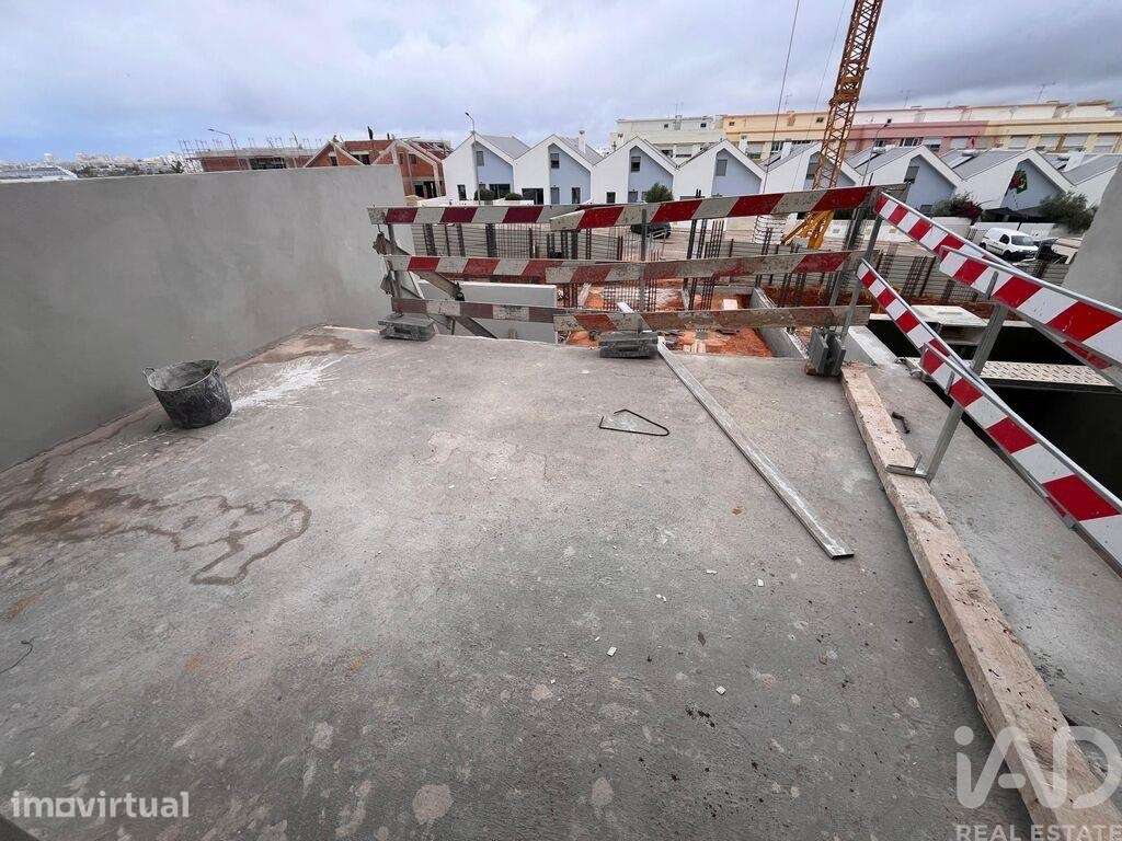 Casa / Villa T3 em Estômbar e Parchal de 297,00 m2 - Grande imagem: 4/23