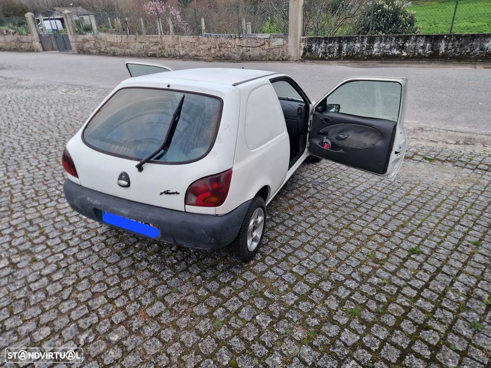 Ford Fiesta - 1