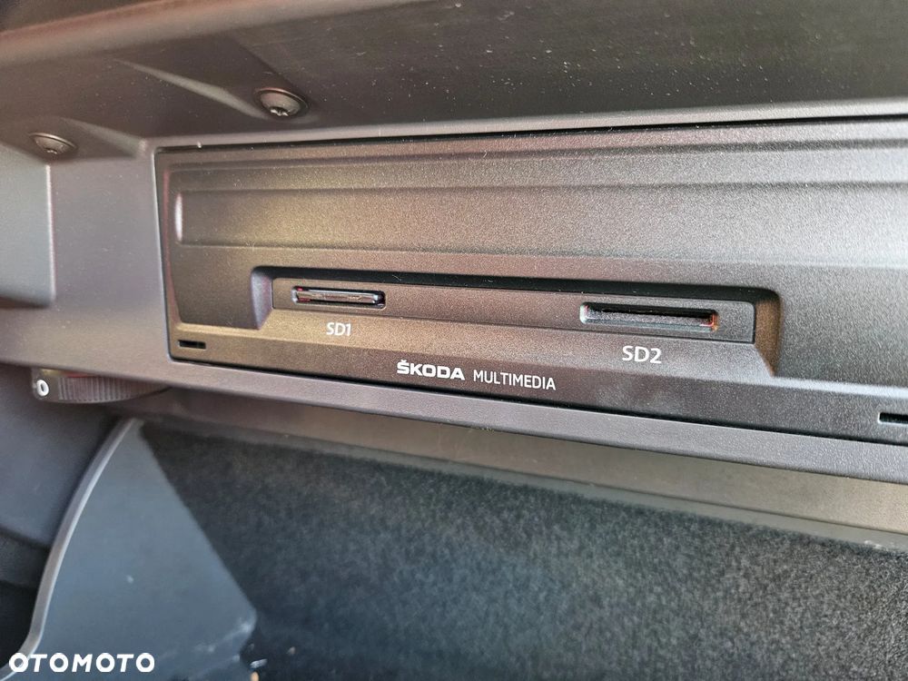 Skoda Superb 2.0 TDI Ambition - 16