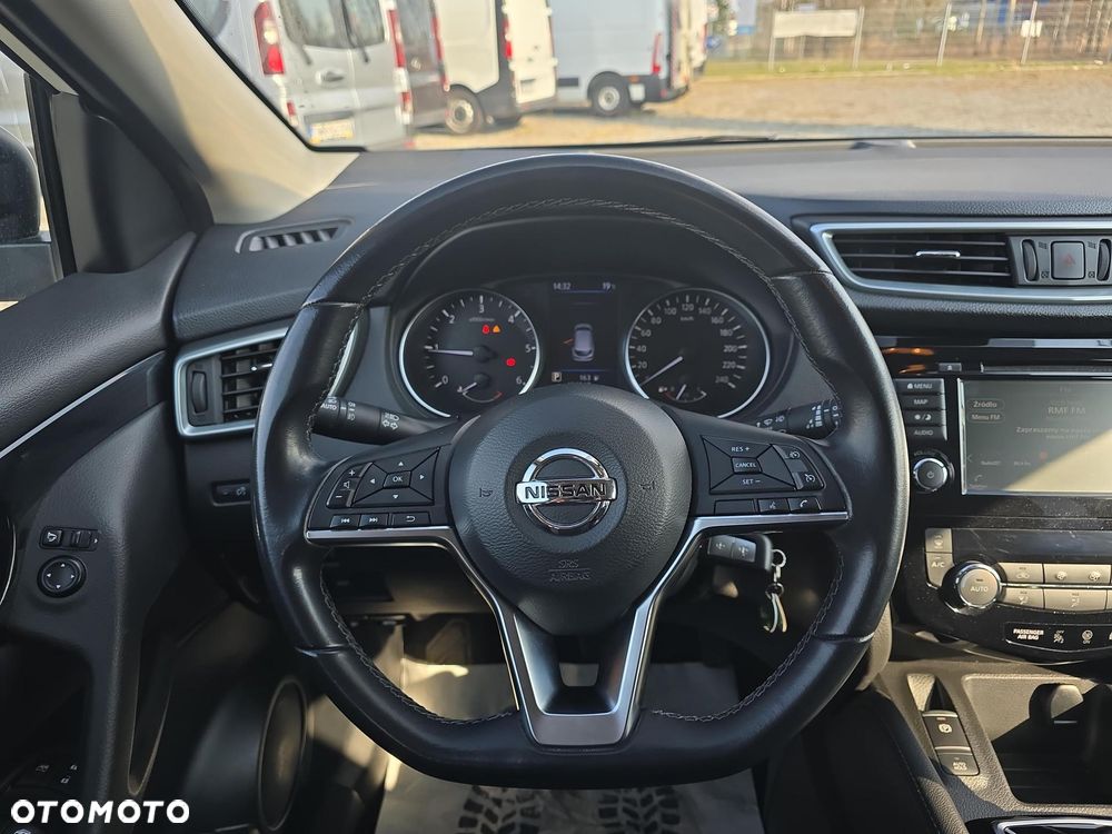 Nissan Qashqai - 11