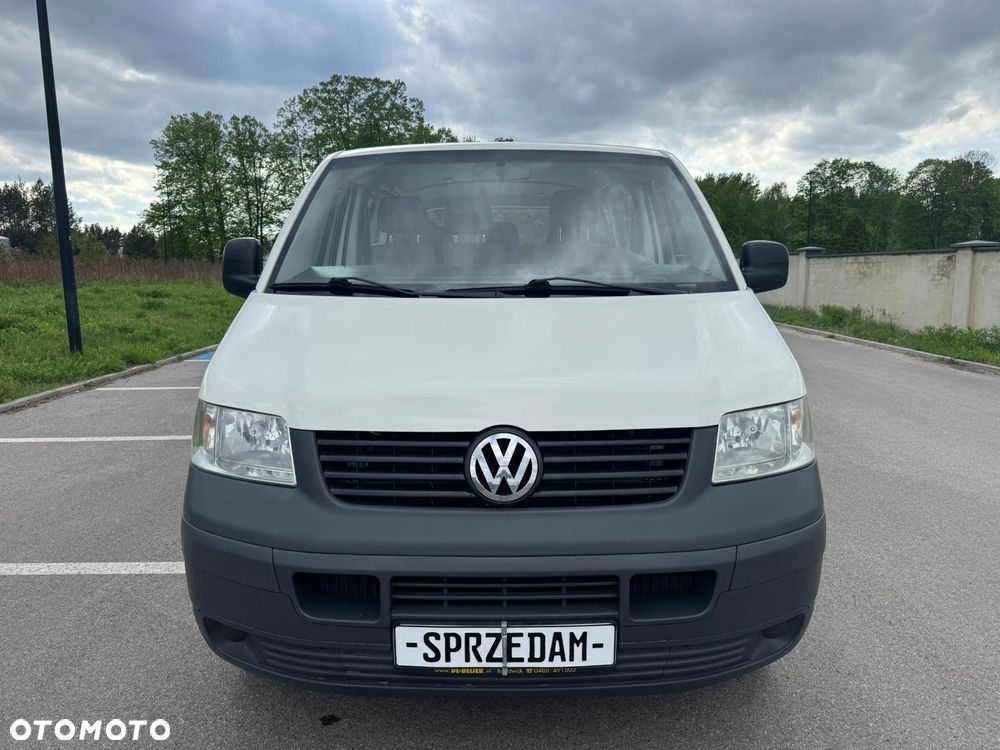 Volkswagen Transporter - 2