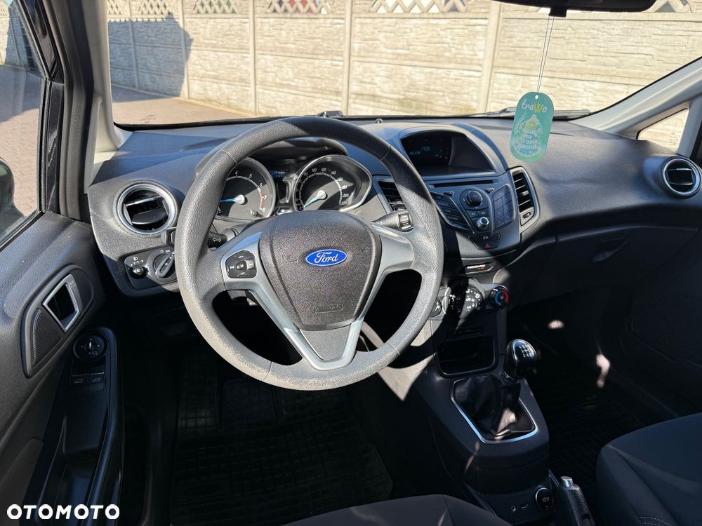 Ford Fiesta - 31