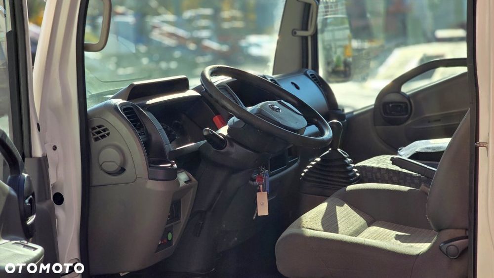 Nissan Cabstar - 10