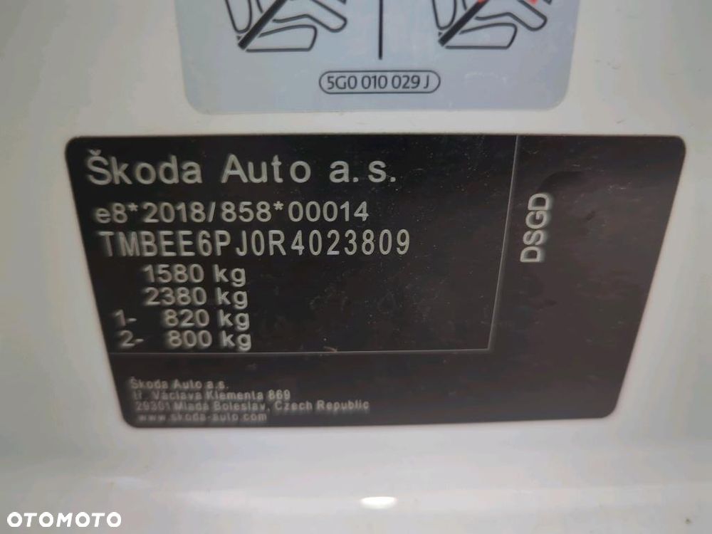 Skoda Fabia 1.0 Essence - 7