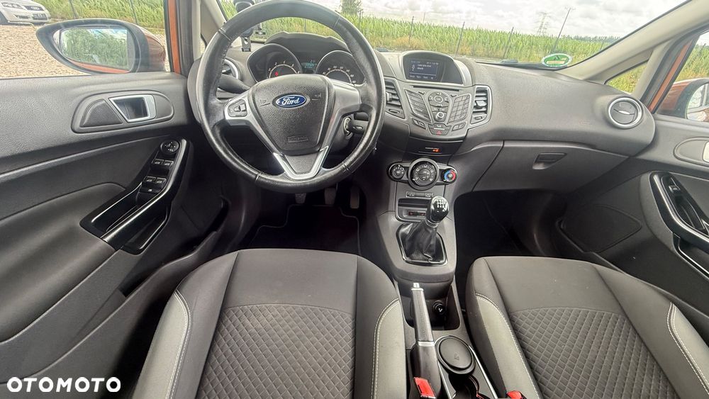 Ford Fiesta - 10