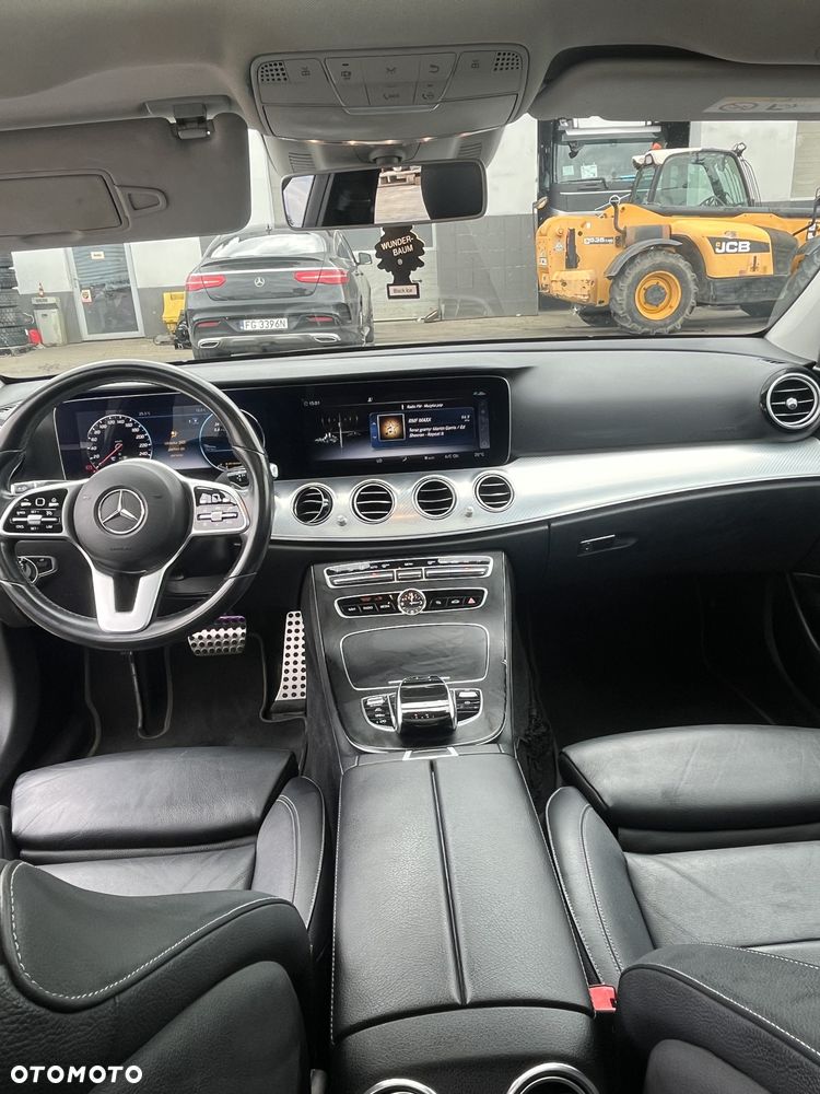 Mercedes-Benz Klasa E 220 d 4-Matic Avantgarde - 14