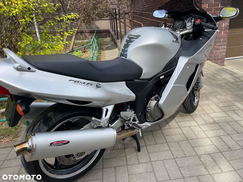 Honda CBR - 3