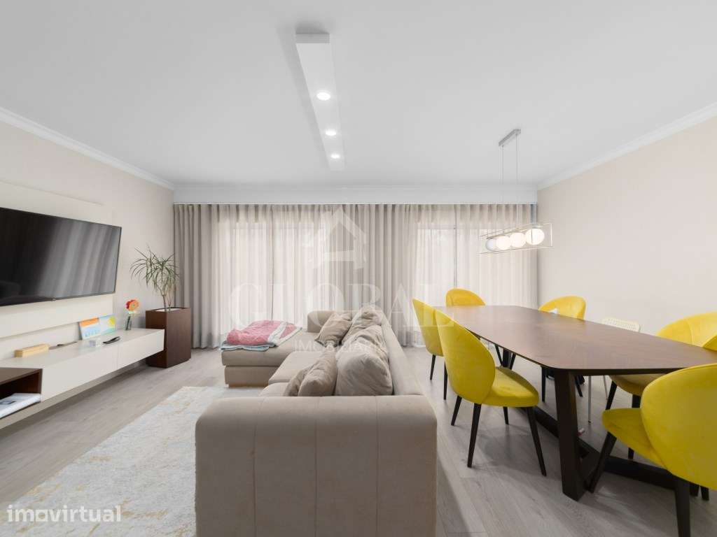 Apartamento T3 Duplex Mozelos - Grande imagem: 3/26