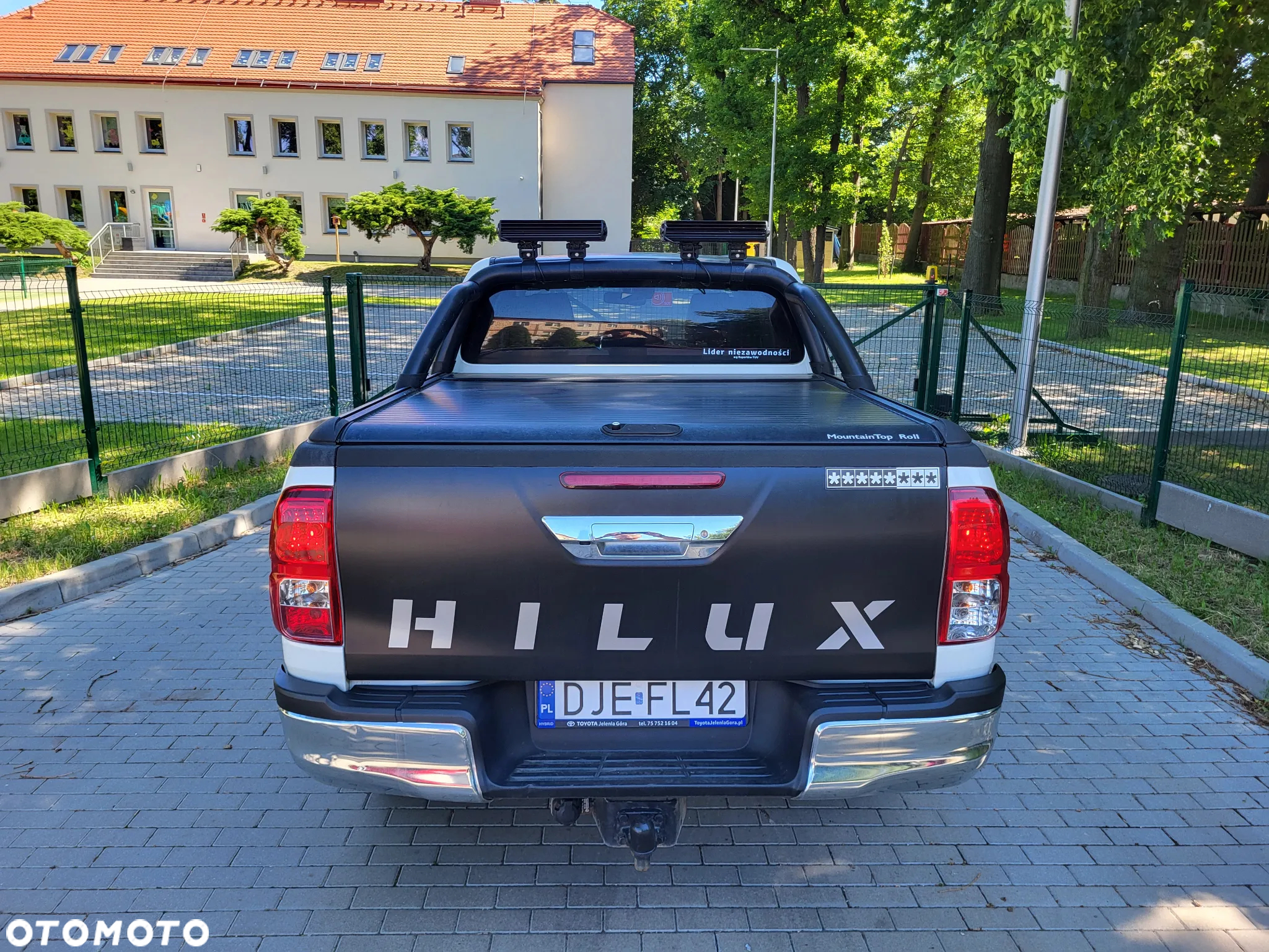 Toyota Hilux 2.4 D-4D Double Cab SR 4x4 - 12