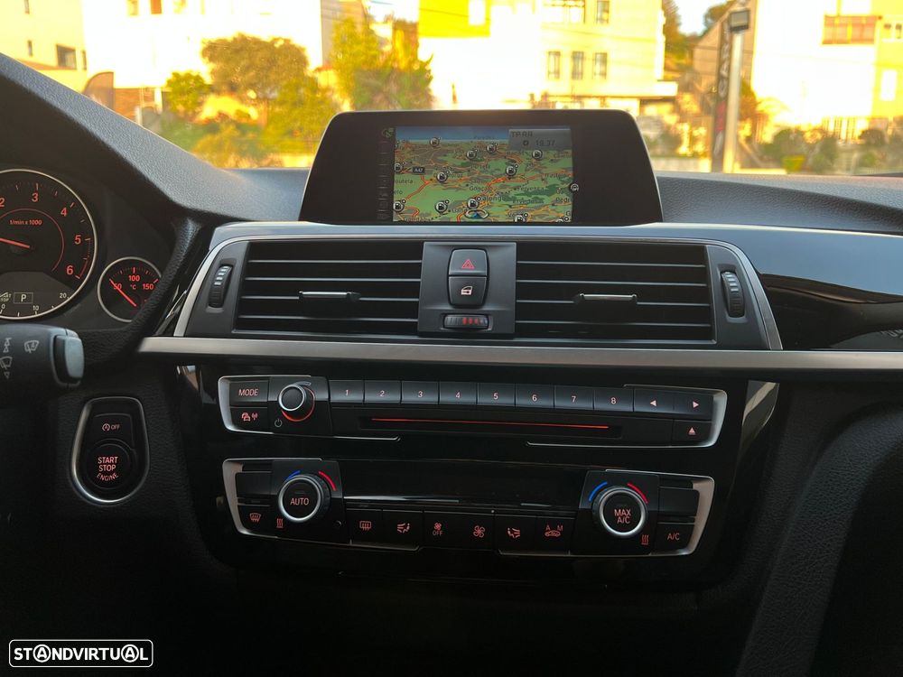 BMW 318 d Line Sport Auto - 15