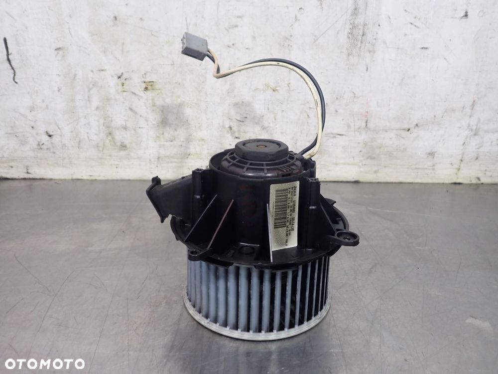 WENTYLATOR NAWIEWU OPEL ASTRA J SPORTS TOURER 1.6 - 1