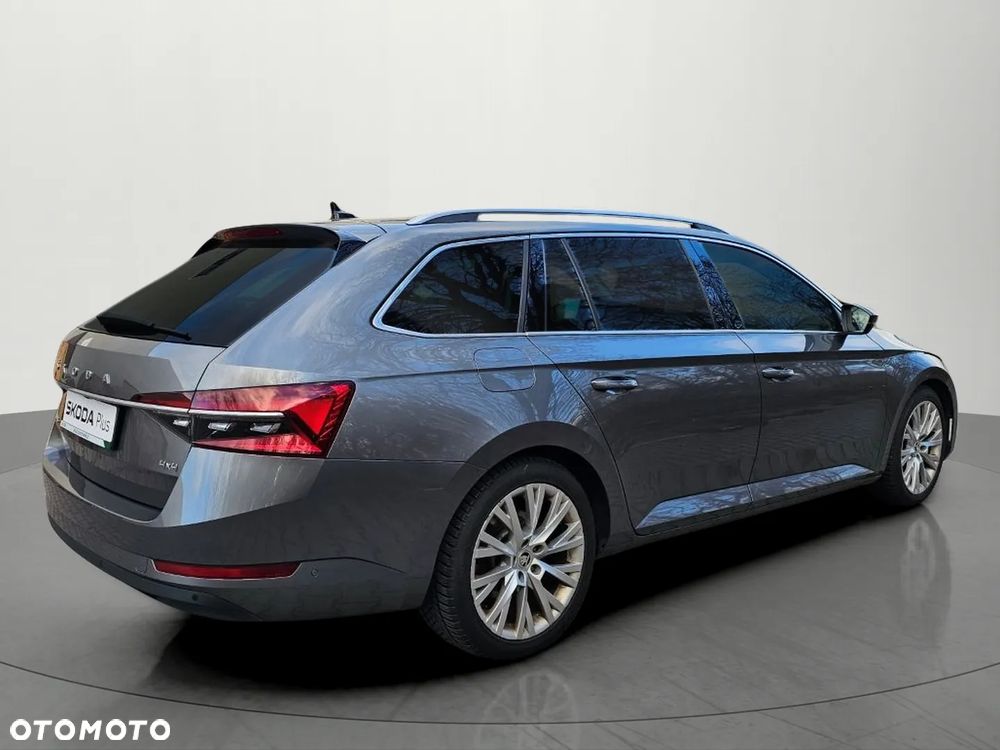 Skoda Superb 2.0 TDI SCR 4x4 Style DSG - 3